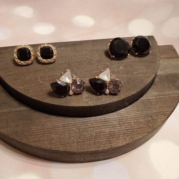 Jewelry - 2 for $20 Nwt Black Stone Gold Earrings Set